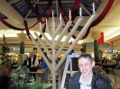 Menorah Lighting at Devonshire Mall 2009_45